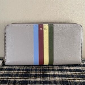 FOSSIL Jori Zip Around Wristlet Wallet Grey Stripe Genuine Leather Organize #264